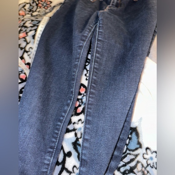 Abercrombie & Fitch Stretch Jegging size 2R See Flaws - Picture 10 of 11